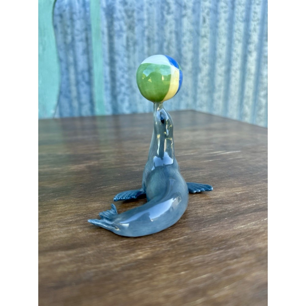 Royal Copenhagen Mini Collection Sea Lion with Ball Figurine 202 Circus 1st Qlty - Picture 11 of 11
